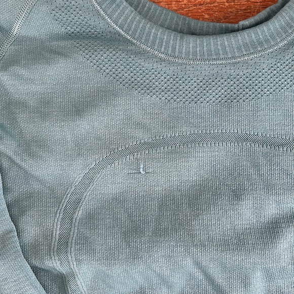 Lululemon Swiftly Tech Long Sleeve - Picture 2 of 6